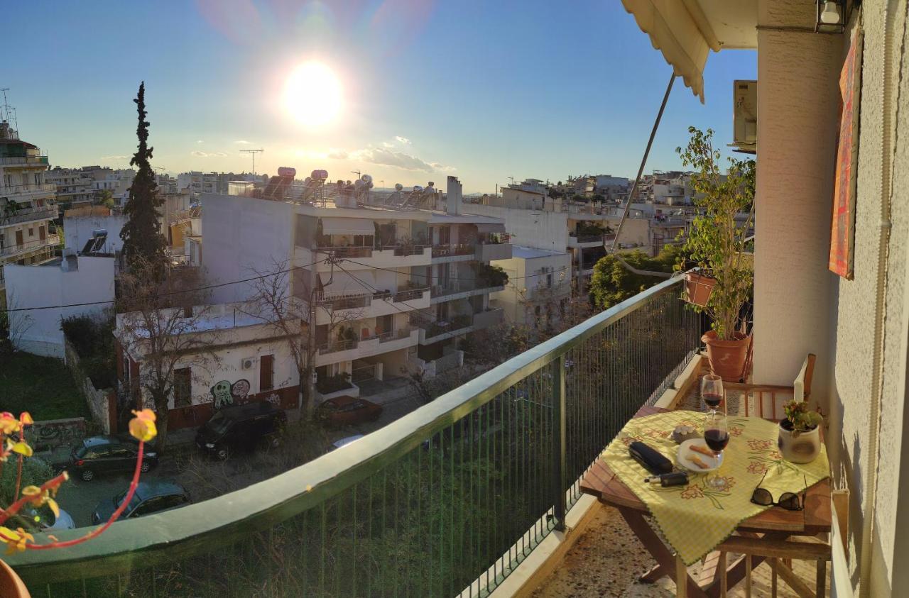 On Foot To Acropolis Cozy Apartment Atenas Exterior foto